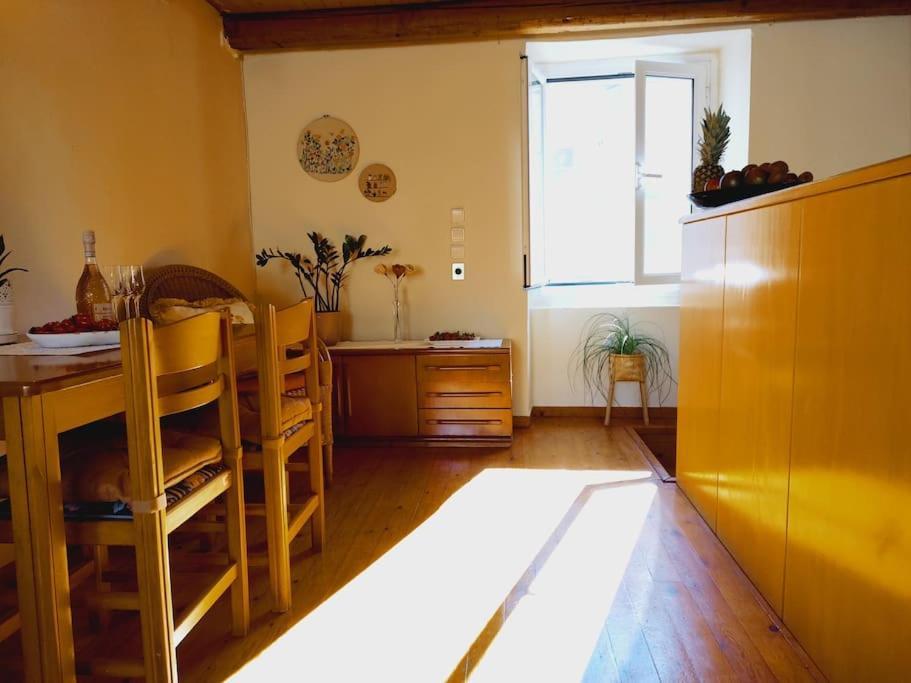 Mary'S Bright Apartment - Corfu Old Town Eksteriør billede
